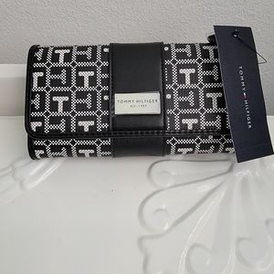 TOMMY HILFIGER new wallet☆